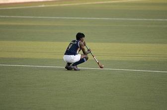V Peking le 57 Indijcev