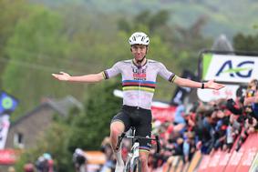 Tadej Pogačar je zmagovalec Valonske puščice!