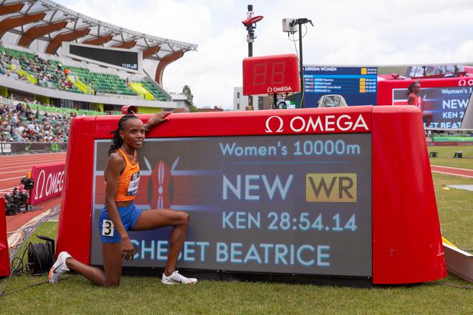 Beatrice Chebet | Beatrice Chebet je svetovnemu rekordu na 10.000 metrov dodala še svetovni rekord na 5.000. | Foto Reuters