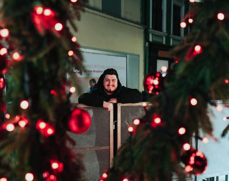 "Božič je v resnici čas rojstva Jezusa Kristusa in čas, ki ga povezujemo predvsem z družino," pravi Sešek. | Foto: Osebni arhiv Luke Seška