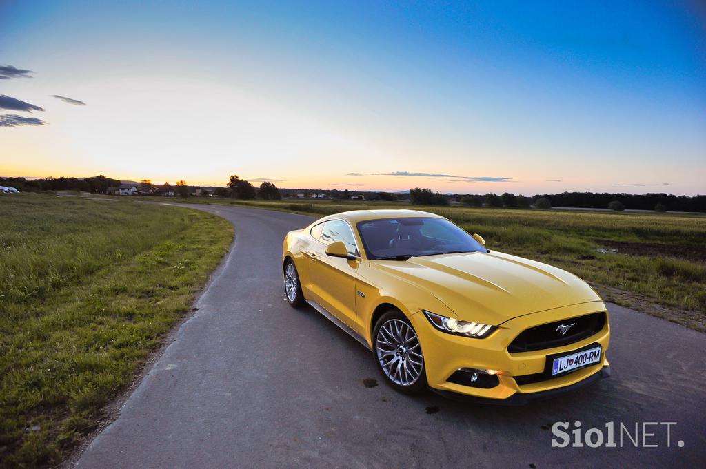 Ford mustang V8 5,0 - fotogalerija testnega vozila