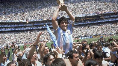 Diego Armando Maradona bo dobil spominski park