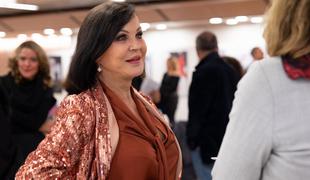 Miša Molk pošilja poletne pozdrave in pesem