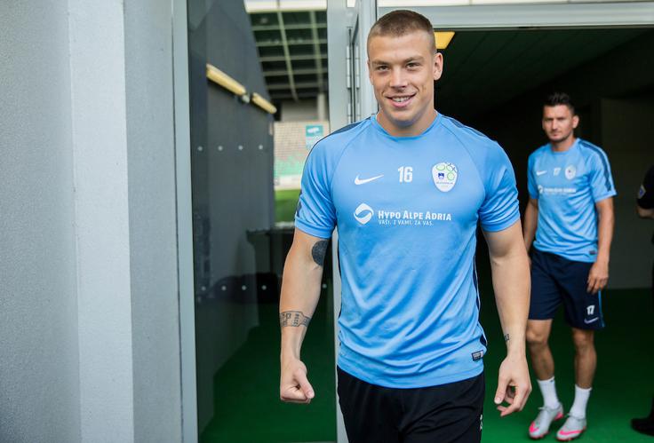 Reprezentant je bil kar nekaj časa, a priložnosti za debi v članski izbrani vrsti (še) ni dočakal. | Foto: Vid Ponikvar