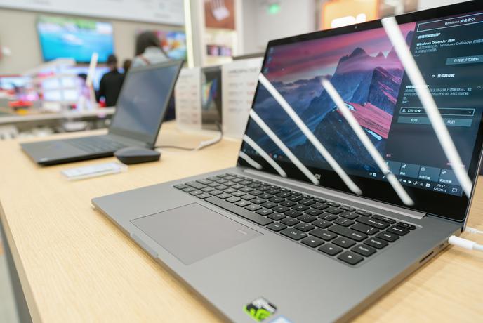 Trajna licenca za Office in Windows 11 po znižani ceni