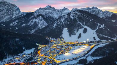 Kranjska Gora vabi na otvoritev smučarske sezone