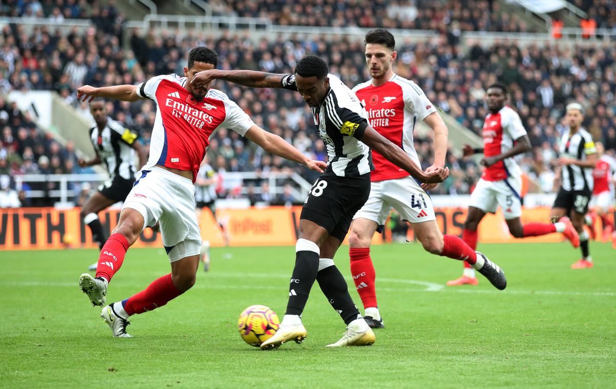 Newcastle Arsenal | Newcastle je povedel na derbiju z Arsenalom. | Foto Reuters