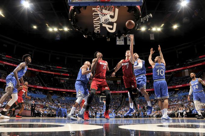 Goran Dragić je na uvodnem srečanju lige NBA na parketu prebil skoraj 33 minut in navdušil s 26 točkami. | Foto: Guliverimage/Getty Images