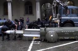 Poglejte, kakšno raketo so zasegli neonacistom v Italiji #video