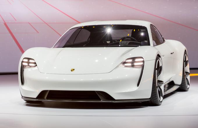 Taycan bo prihodnje leto prvi povsem električni porsche. | Foto: Porsche