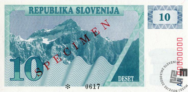 Za vmesno obdobje je Banka Slovenije 8. oktobra 1991 izdala in izročila v obtok vrednostne bone za 1, 2, 5, 10, 50, 100, 200, 500 in 1.000 tolarjev kot začasni denar, 27. maja 1992 pa je izročila v obtok še vrednostni bon za 5.000 tolarjev. (Foto: Arhiv Muzej novejše zgodovine Slovenije) | Foto: Muzej novejše zgodovine Slovenije