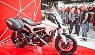 Ducati hyperstrada je križanec med multistrado in hypermotardom