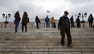 Območje evra Grčiji pošilja novo milijardo evrov pomoči