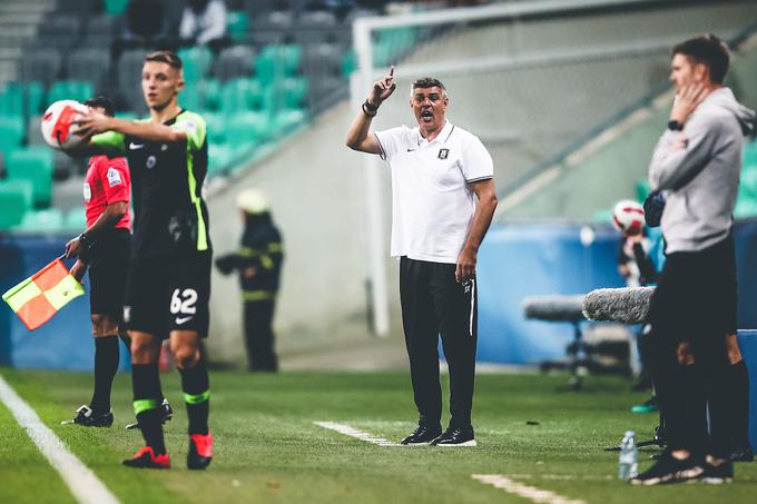 Savo Milošević je vedno bolj zadovoljen z igro Olimpije. Proti Mariboru ga je navdušilo marsikaj, zlasti prekinitve. | Foto: Grega Valančič/Sportida