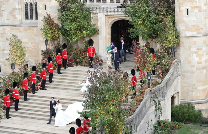 Jack in Eugenie sta pred oltar stopila pet mesecev po poroki Harryja in Meghan. | Foto: Getty Images