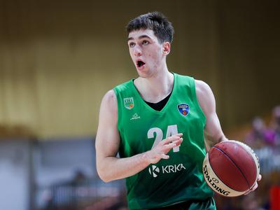 V ameriško študentsko košarko odhaja tudi Žak Smrekar