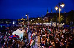 Preštetih je tretjina glasovnic, Orban že čestital Magyaru #vŽivo