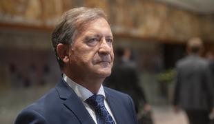 Erjavec: Izjava francoskega predsednika ni koristna