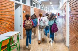 Za vključevanje otrok priseljencev v šolski sistem odobrili evropska sredstva