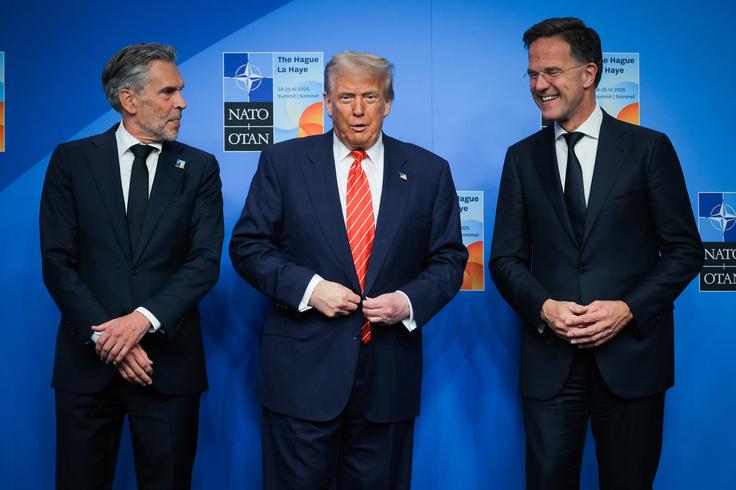 Rutte: "Predsednik Trump je bil jasen: Amerika ostaja zavezana Natu. Danes je to znova nedvoumno potrdil. Hkrati pa je jasno povedal, da pričakuje več prispevka evropskih zaveznic in Kanade." | Foto: Daniel Novakovič/STA