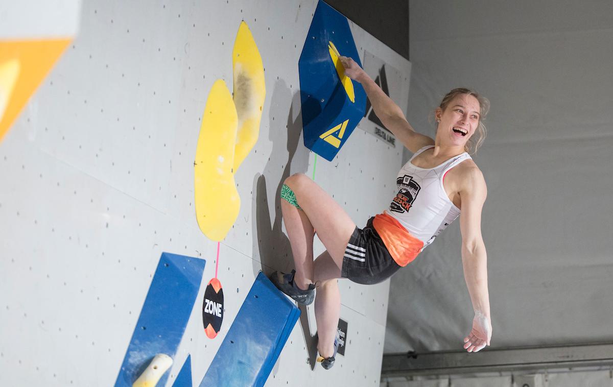 Janja Garnbret | Janja Garnbret je zmagovalka finalne tekme svetovnega pokala športnih plezalk v balvanskem plezanju v Münchnu.  | Foto Urban Urbanc/Sportida