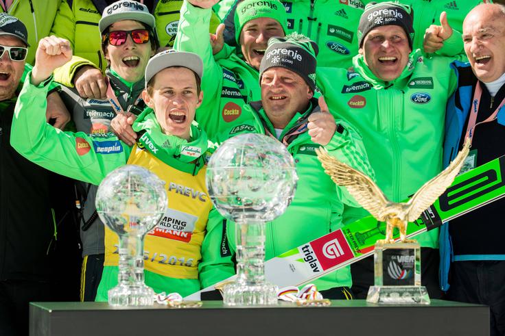 Ob Petru Prevcu v odlični sezoni 2015/16. Zdaj doživlja sanjsko sezono Domna Prevca. | Foto: Guliverimage