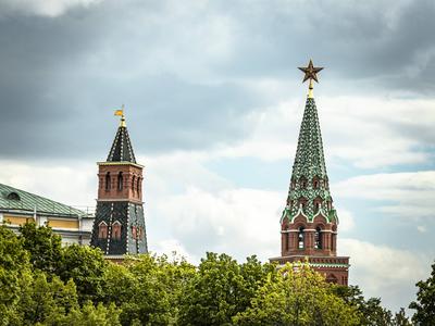 Kremelj: Trenutno ni mirovnih pogovorov z Ukrajino