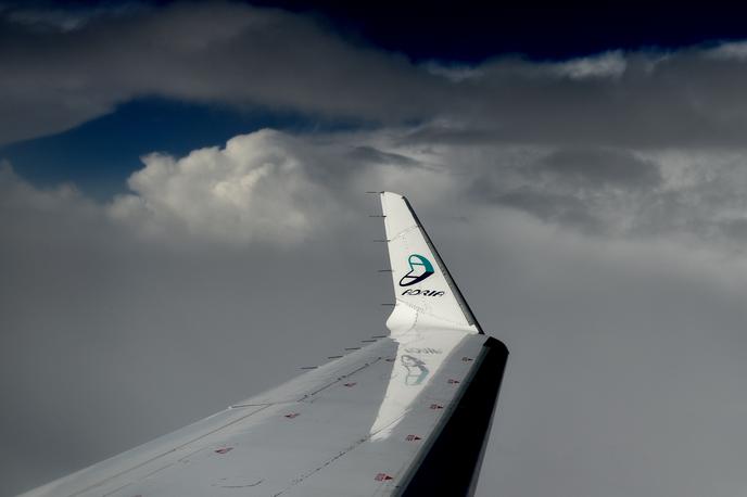 Adria Airways | Usoda Adrie Airways je vse bolj negotova. Potem ko je agencija za civilno letalstvo podjetju prepovedala letenje s tremi letali, je Adria zdaj zaradi pomanjkanja denarja ustavila skoraj vse lete za danes in jutri. | Foto STA