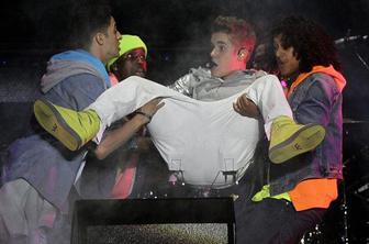 Bieber se boji zasledovalcev v zabojnikih za smeti
