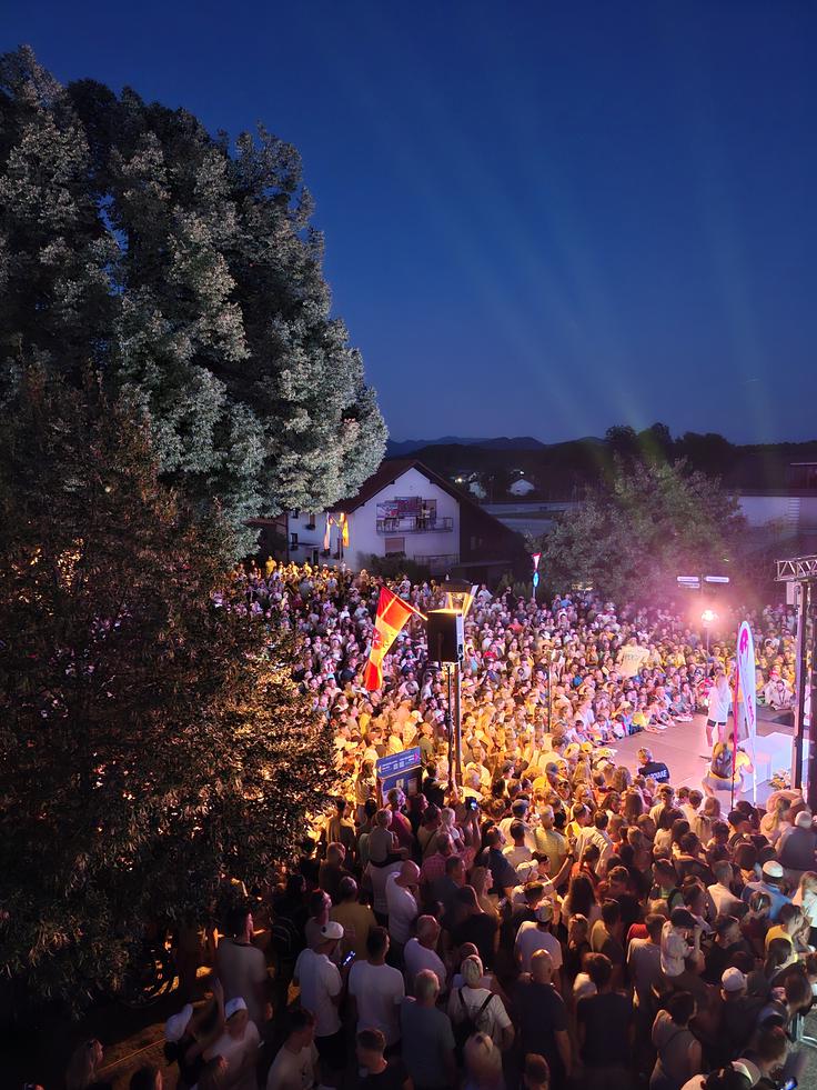 Komenda kriterij Tadeja Pogačarja | Foto: Alenka Teran Košir