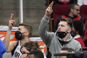 Dončić z nasmehom pospremil predstavo Dallasa