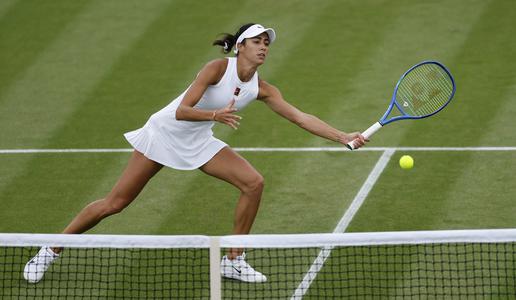 Jan Oblak bo tolažil Olgo, Sabalenka po hudem boju naprej
