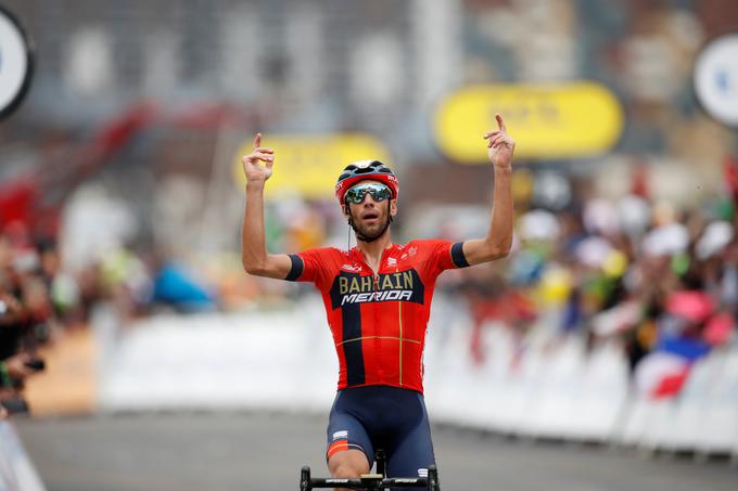 Vincenzo Nibali je zmagovalec močno skrajšane 20. etape Dirke po Franciji. | Foto: Reuters