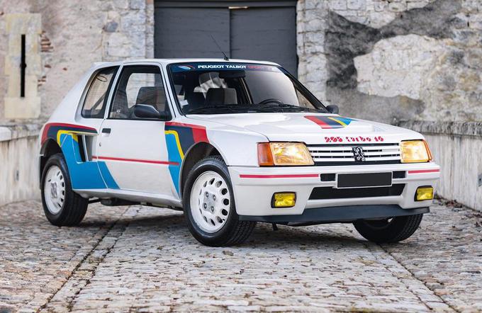 Peugeot je leta 1984 predstavil prvo generacijo dirkalnika za skupino B. | Foto: Aguttes