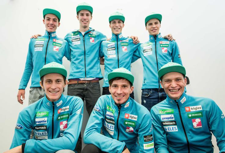 Na prvi tekmi v Visli mu bo družbo delalo šest slovenskih orlov. | Foto: Vid Ponikvar