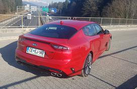 kia stinger