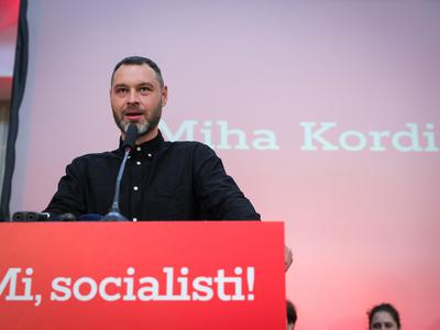 Kordiš s somišljeniki ustanovil stranko Mi, socialisti #foto