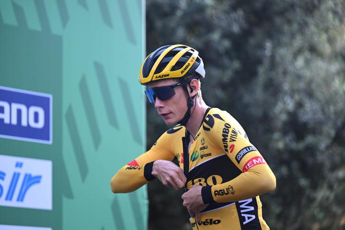 Jonas Vingegaard sezono odpira v Galiciji. | Jonas Vingegaard je zanesljivi zmagovalec 5. etape Dirke po Dofineji in novi vodilni.