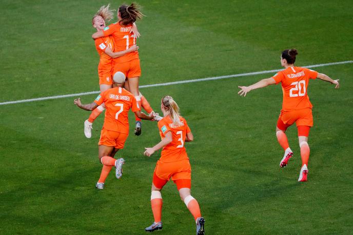 Nizozemke | Veliko veselje Nizozemk, potem ko so se na dramatičen način prebile v četrtfinale. | Foto Reuters
