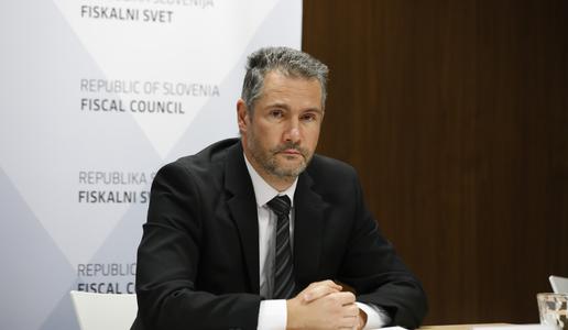 Vlada za vršilca dolžnosti direktorja Umarja imenovala Tomaža Peršeta