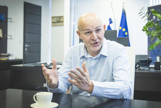 Minister Rončević: Na tak način ne bom vodil šolske reforme