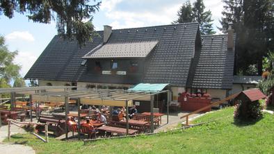 Ruška koča (1250 m)