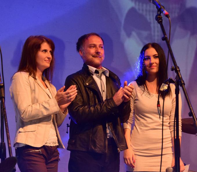 Tomaž Ahačič se je z ženo Marjeto in hčerko Anjo lani udeležil obeh dobrodelnih koncertov, katerih pobudnik je bil Domen Kuralt, pevec glasbene skupine Calypso. | Foto: 
