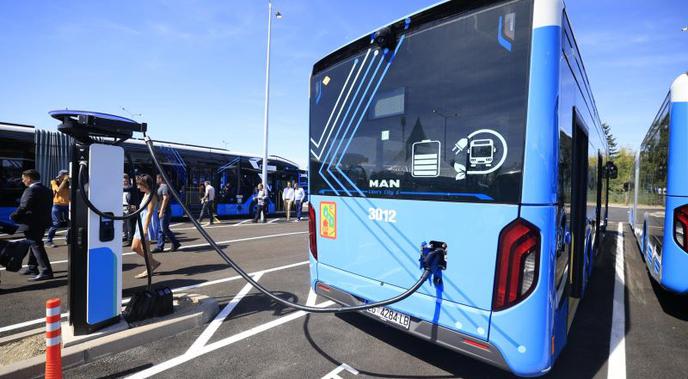 Zagrebški električni preobrat: na ceste zapeljalo 62 novih avtobusov #foto