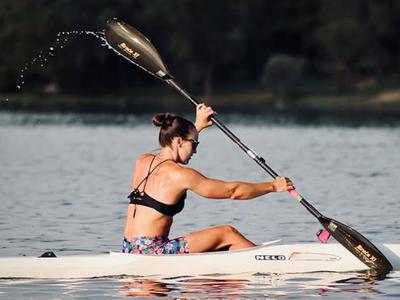 Apollonio v obeh finalih A, četrta v enojcu