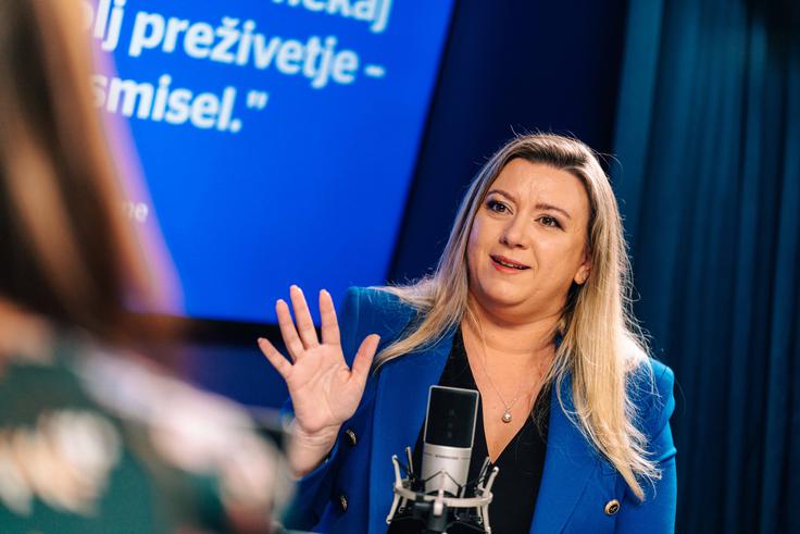 Ob delu na ladji sem postala človek skoraj brez sočutja in empatije, z zelo strogim režimom in sistemom, pravi Irena Kahne. | Foto: Jan Lukanović