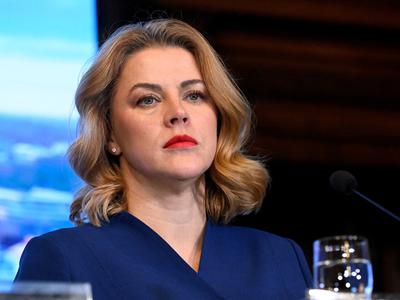Odstopila latvijska premierka