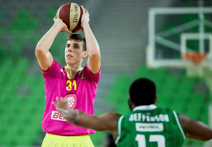 Pred odhodom v Španijo k Burgosu je Vlatko Čančar igral za srbsko moštvo Mega Leks. | Foto: Vid Ponikvar