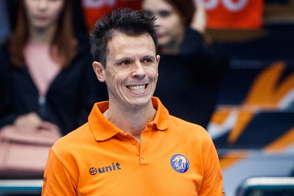 Matijo Pleška zapustila desna roka