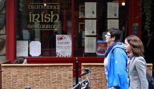 Irska – prva država, ki bo zapustila posojilno shemo?